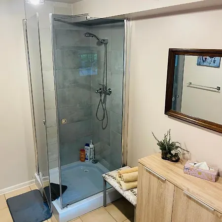 Zair Apartments Талин Екстериор снимка