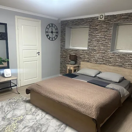 Zair Apartments Талин Екстериор снимка