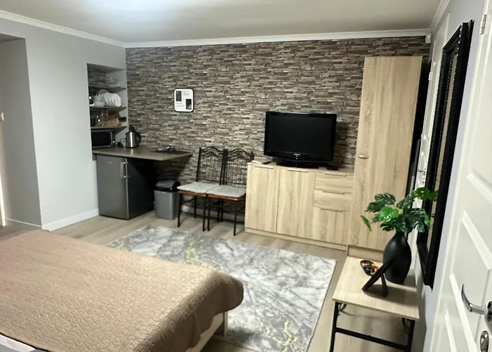 Zair Apartments